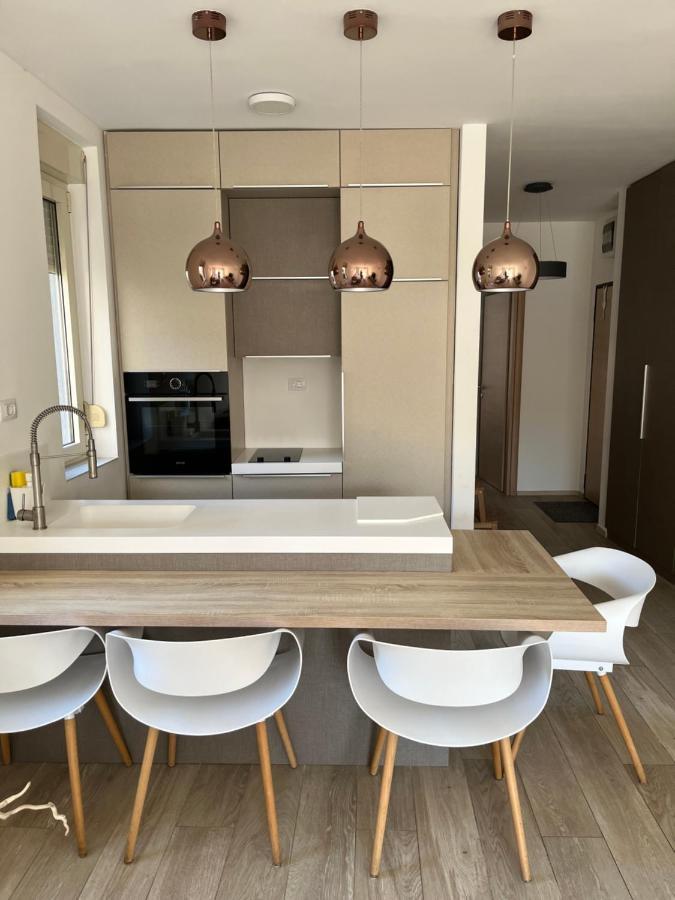 Atina Apartment, City Centre Budva ,Luxurious, Bright, Parking Bagian luar foto